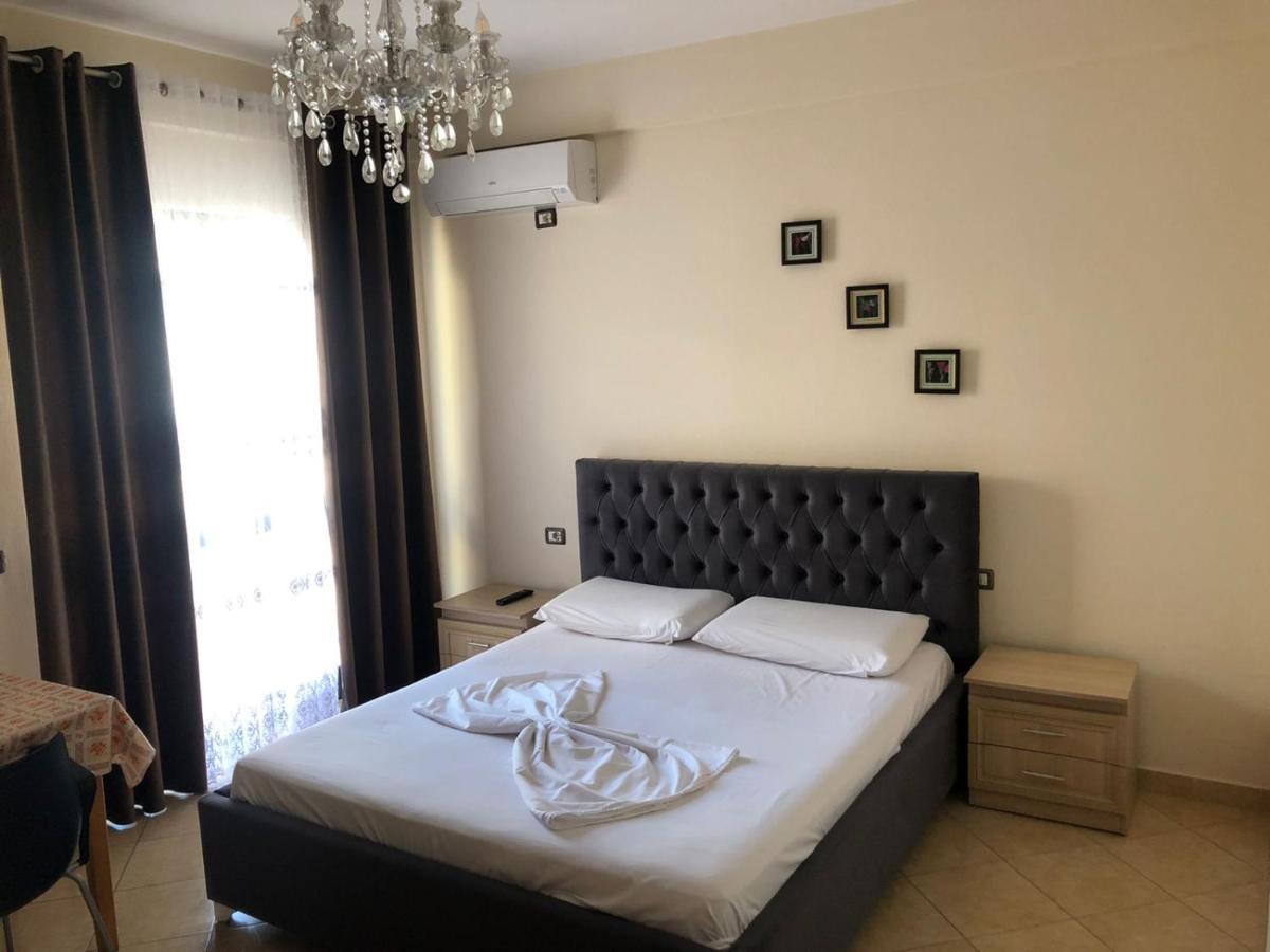 Vila Vera Durres Exterior photo